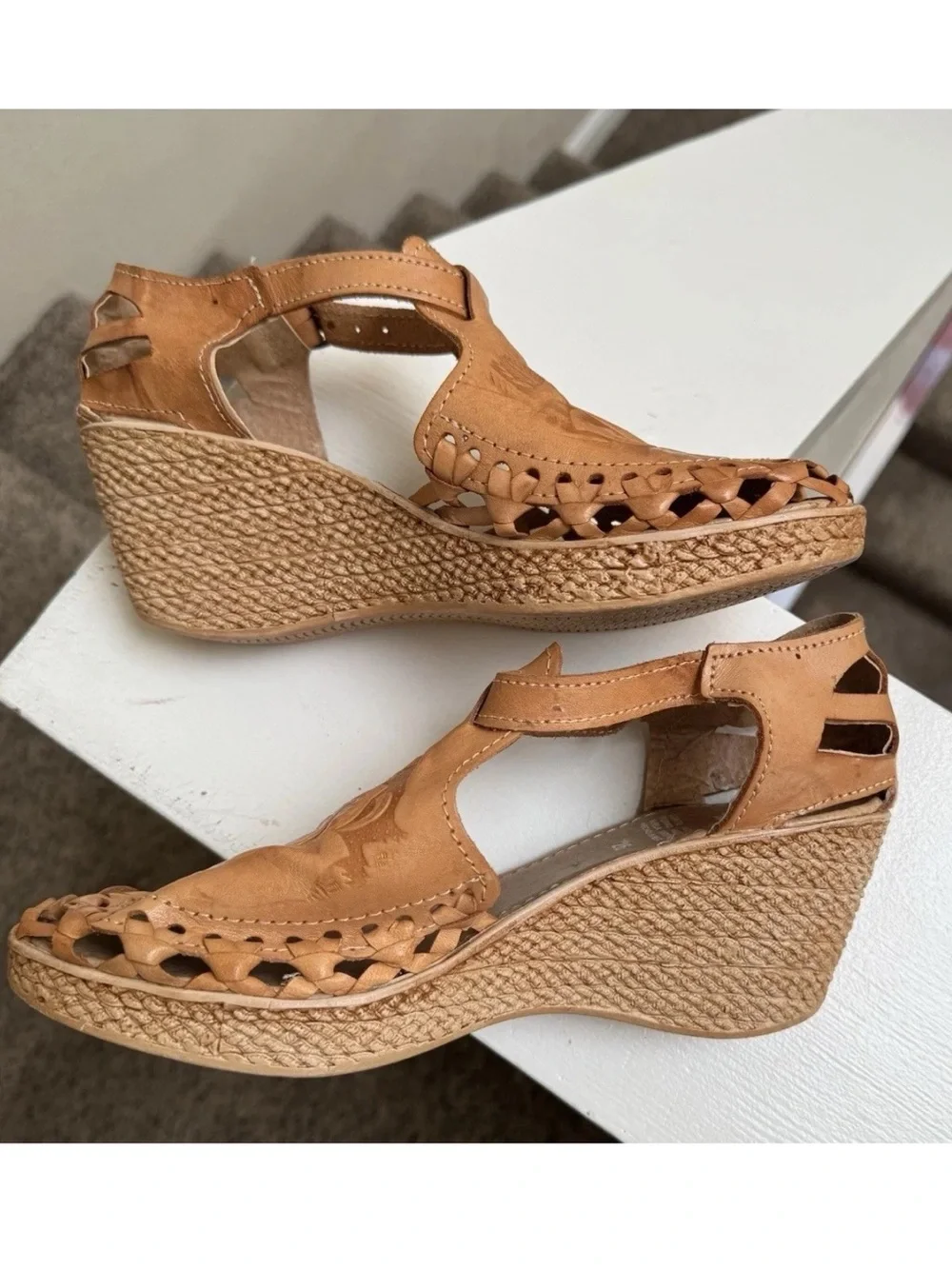 Armandos Leather really good
